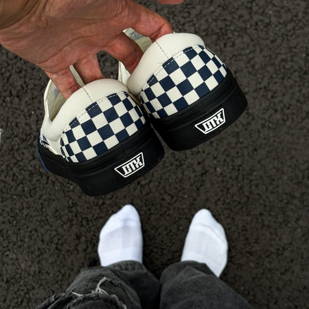 Blue‑White Checkerboard Slip‑o - огляд і ціна Adidas Shoes Superstar